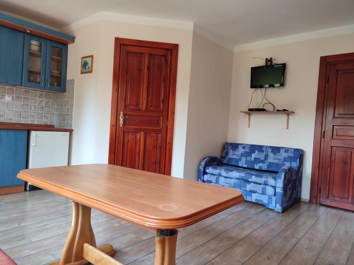 Apartmany Хршибска Экстерьер фото